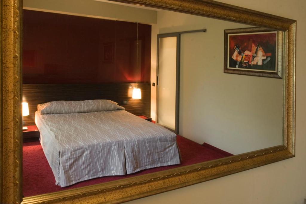 Famous House Otel